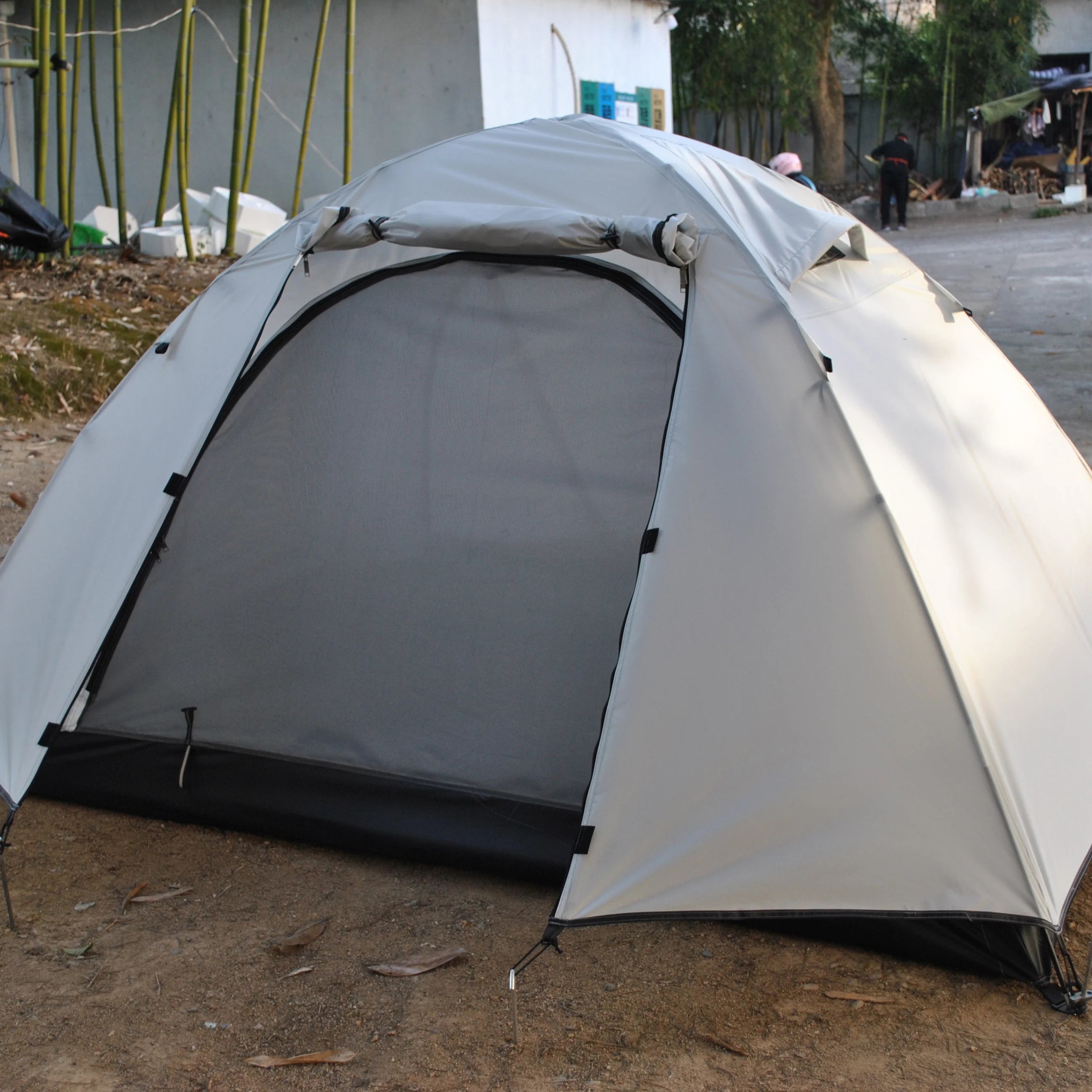 Waterproof Outdoor Camping Tents with Mesh, Tent with Rainfly, 2 Layers, 4 Seasons, PU4000, Silver Coating, Nice Ventilation